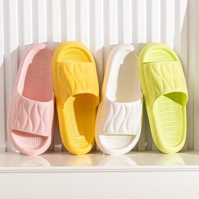 Neue Sandalen und Hausschuhe für den Sommer für Herren und Damen im Innen- und Außenbereich, dicke Sohle, Hausschuhe, Paar, leichte Haushaltssandalen