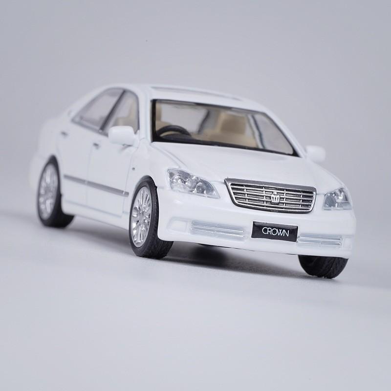 Modellino Auto Toyota Crown in Lega pressofusa Giocattolo da Collezione Per Appassionati di Auto