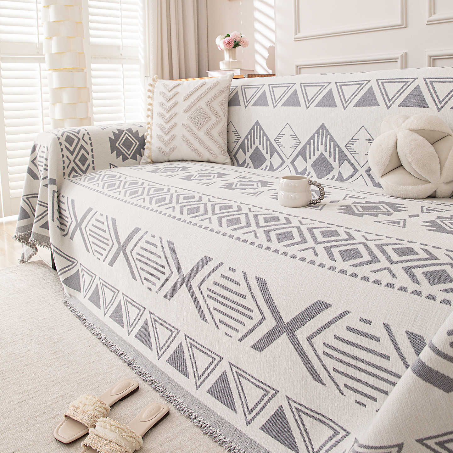 

Чехол на диван Шенилловый чехол Геометрическое искусство Высокий стиль Четыре сезона Диванное полотенце Украшение для дома Нескользящий и Защита от зацепок 180X130CM серый