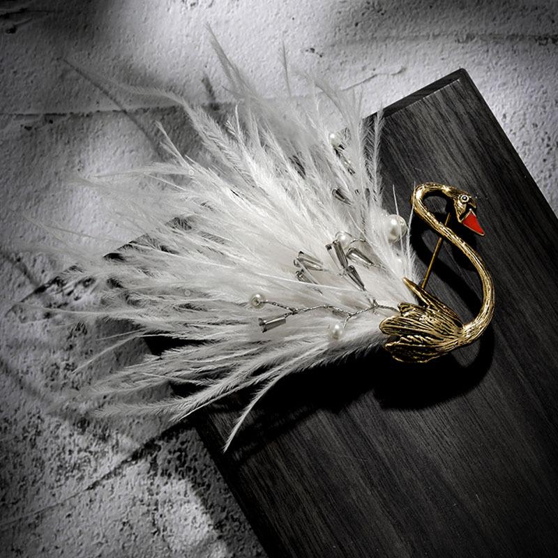 Spilla a forma di cigno nero con piume retrò, Spilla di alta gamma, Spilla alla moda e personalizzata
