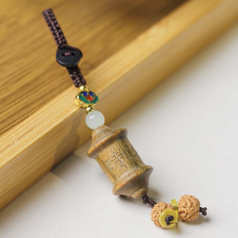 Handmade Green Sandalwood Woven Retro Keychain with Star & Moon Pendant