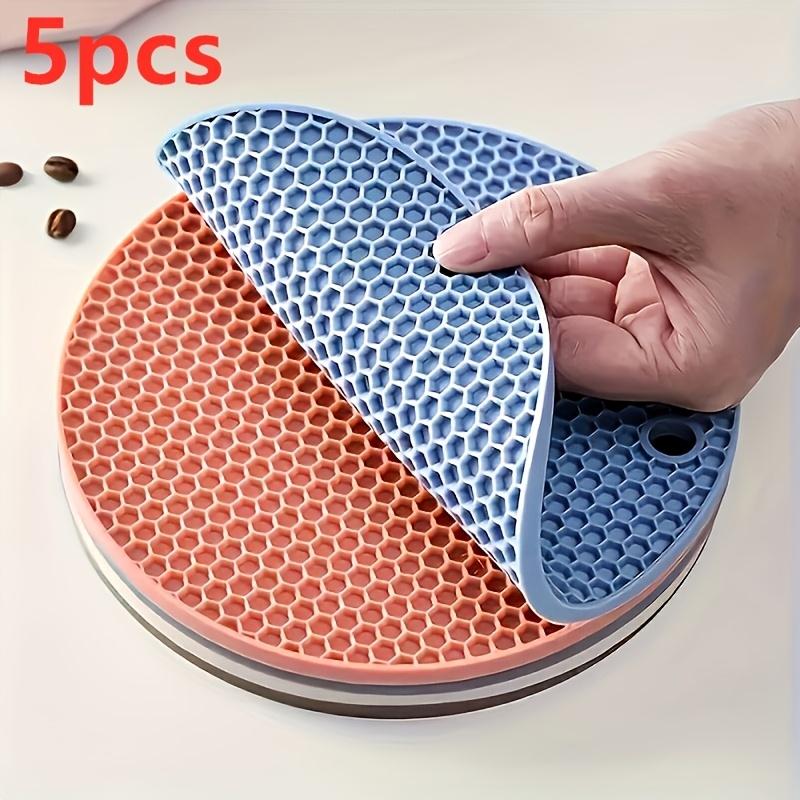 

5pcs Honeycomb Heat-Resistant Mats, Non-Slip Durable Hot Plate Pads for Pans Grills & Ovens, Multi-Color Options Set of 5 Random Colors