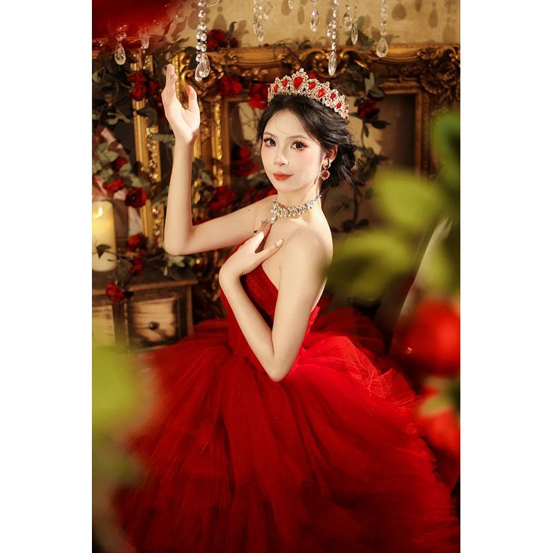 Saia tutu de bolo de vestido de noiva leve nova roupa de fio colorido fotografia de viagem fotografia de rua foto de arte vermelho