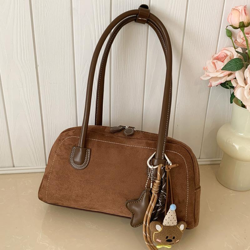 Retro niche suede bag women's winter new shoulder bag bag high value simple casual armpit bag