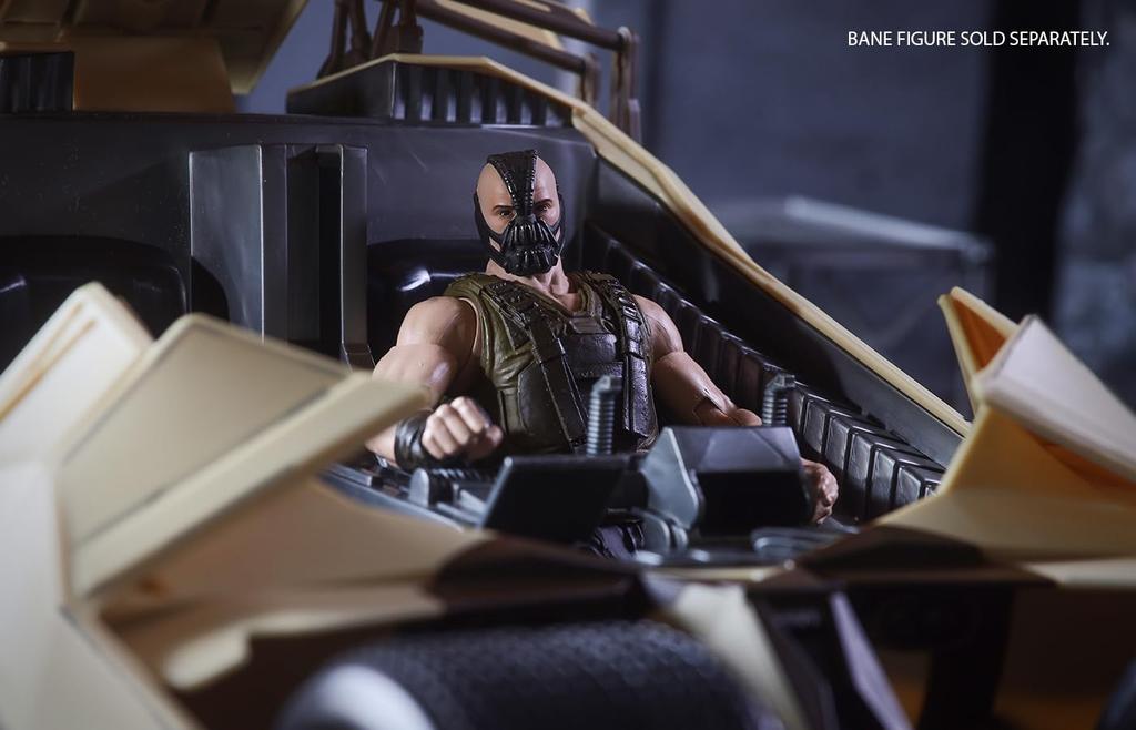 McFarlane Toys DC 7-Inch Scale Vehicle - Tumbler Camouflage (The Dark Knight Rises) (Gold Label)