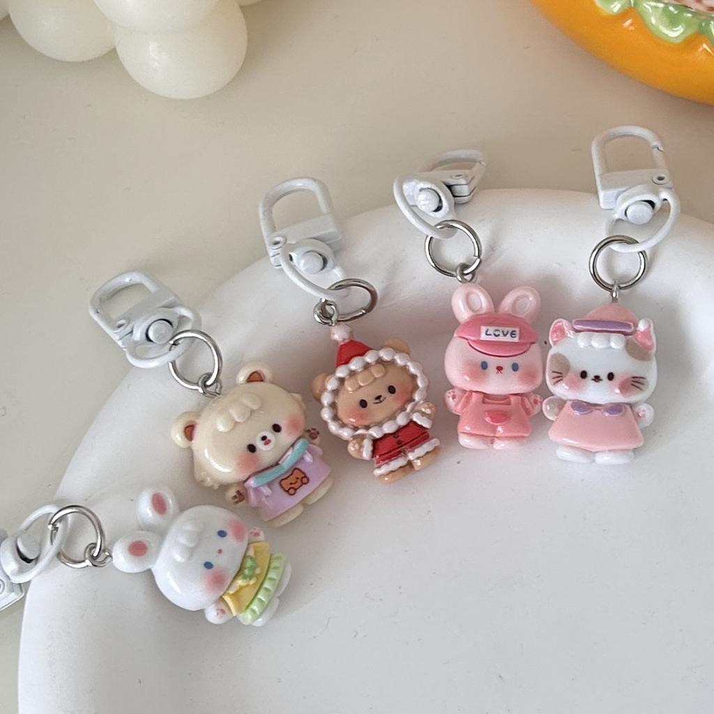 Cute Cartoon An imal Keychain Resin Charm Creative Friendship Keyring Perfect Gift For Friend And Couples