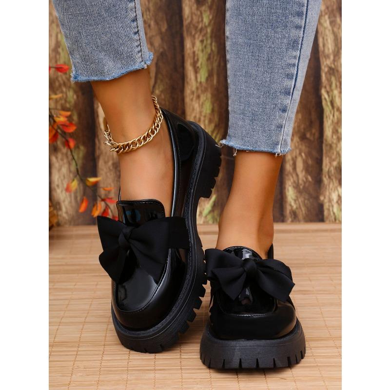 Chunky Sole 2025 British Style Korean Vintage Leather Loafers for Women Women's Slip-On Loafers with Bow Detail