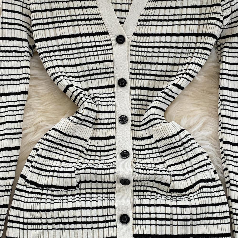 Vestido tipo suéter de punto a rayas con cuello vuelto para mujer, prendas de punto informales con un solo pecho hasta la rodilla, moda de otoño