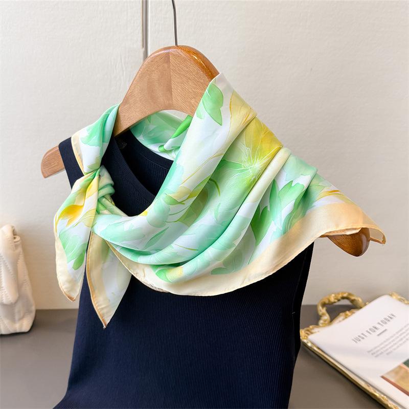 Floral Print Soft Square Silk Scarfs For Women Fashion Decorate Neckerchief Neck Ties Kerchief Lady Summer Beach Hijab Female