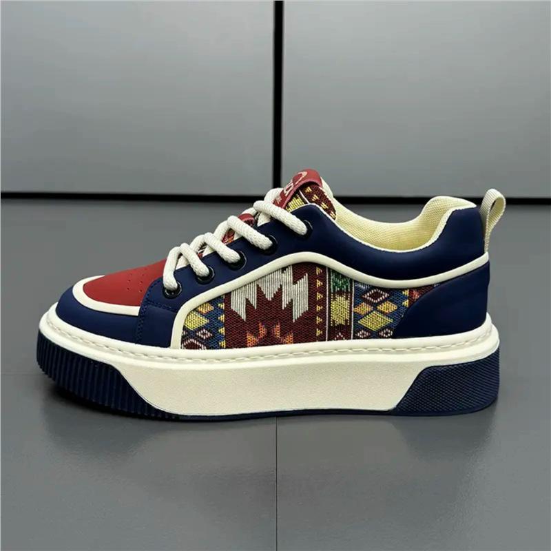 

High-top embroidered board shoes spring new comfortable cloth soft-soled explosive casual shoes qs 38 leather shoe size