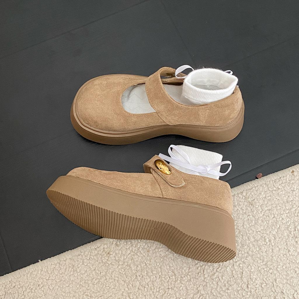 2025 Frühling vielseitige Damen Schuhe Plateau Mary Jane Schuhe neue Freizeitschuhe leichter Mund Einzelne Schuhe Britischer Stil kleine Lederschuhe Damen