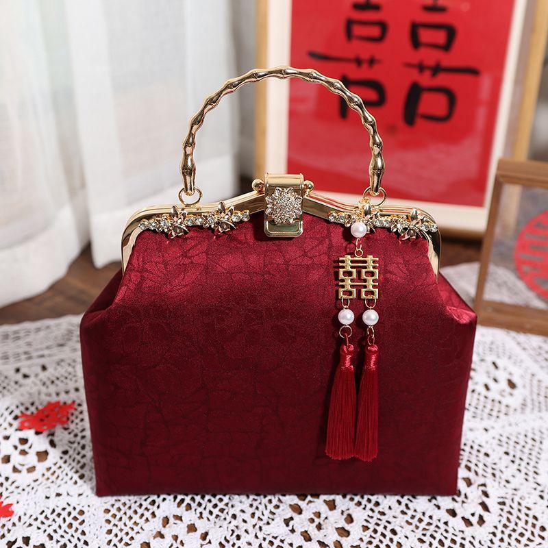 

2024 New Arrival Retro Chinese Wedding Bridal Handbag National Style Clutch Bag Wedding Bag Wedding Bridesmaid Formal Dress Women s Bag