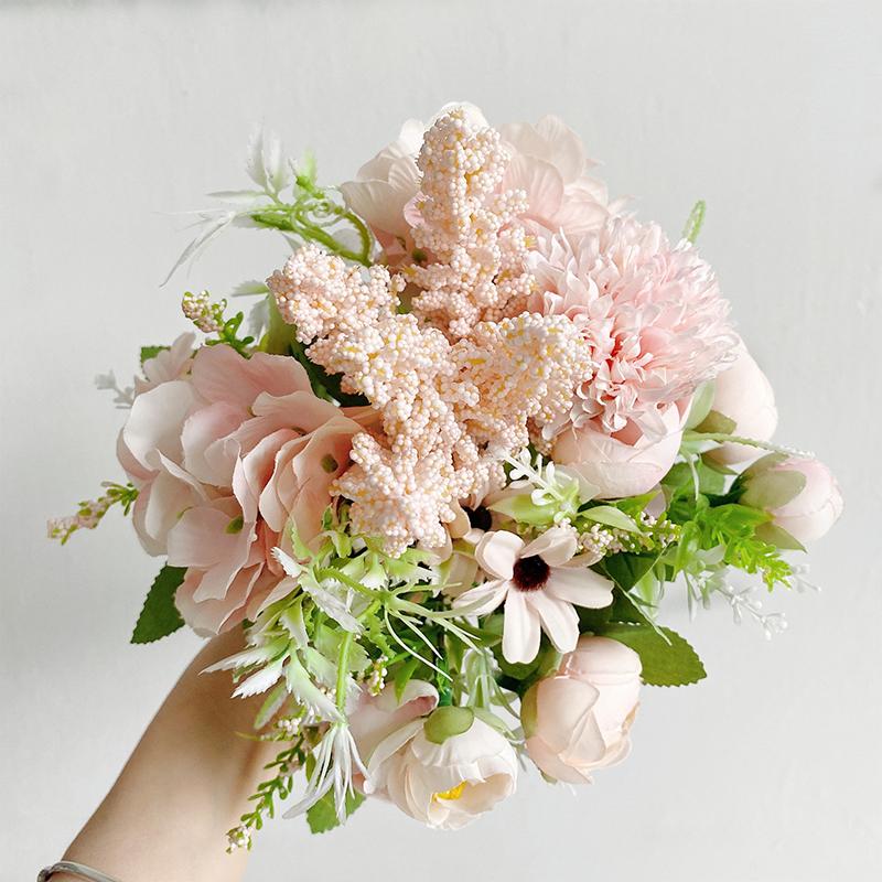 

Искусственные шелковые цветы с эффектом живых на ощупь Свадебный букет для невесты Домашний декор для вечеринки розовый