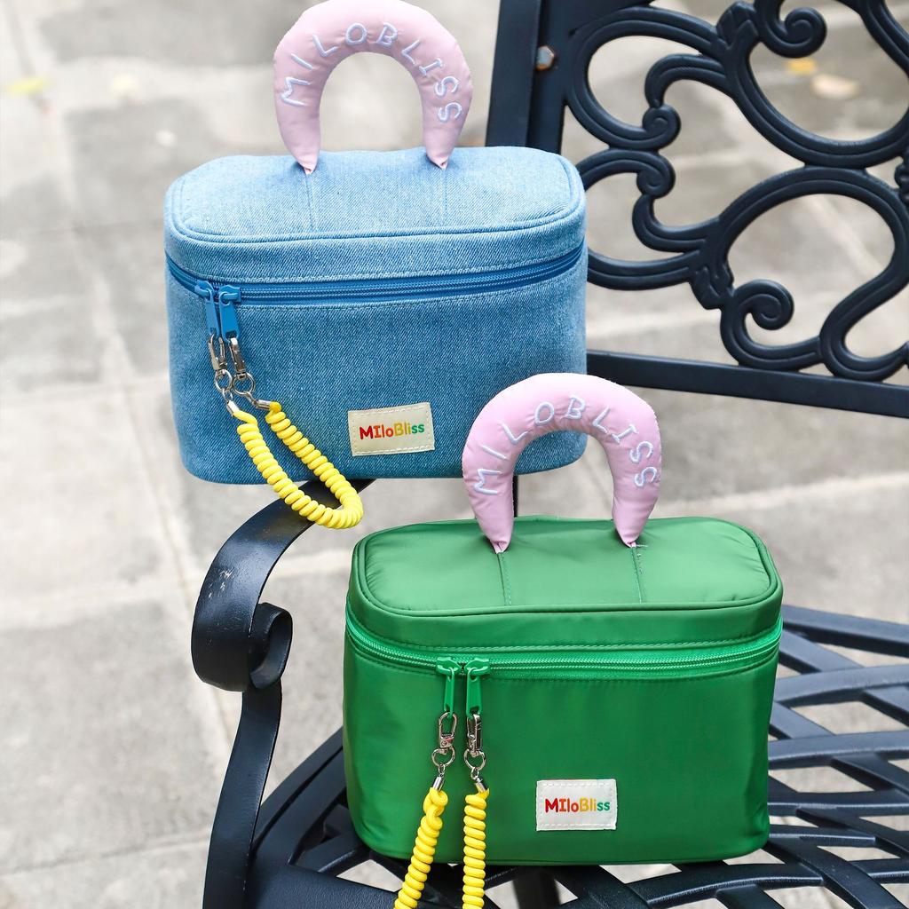 Cosmetic bag Large capacity cute contrasting color portable waterproof toilet bag Women's skin care product storage bag