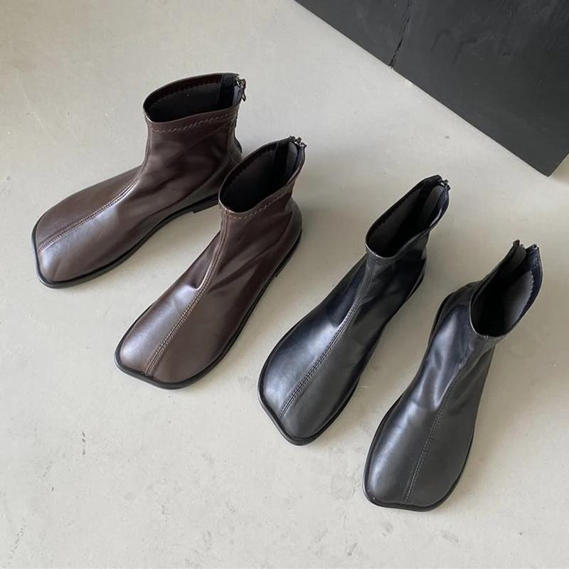 Fashion Women Leather Ankle Boots Flats square toe Designer Shoes Trend New Snow Boots Walking Goth Chelsea Boots Zip Female Zapatos