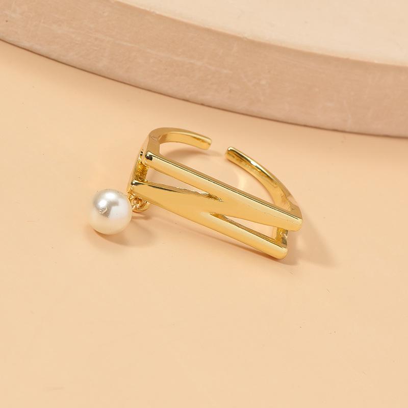 Retro Exaggerated Alloy Ring with Simple European-American Design