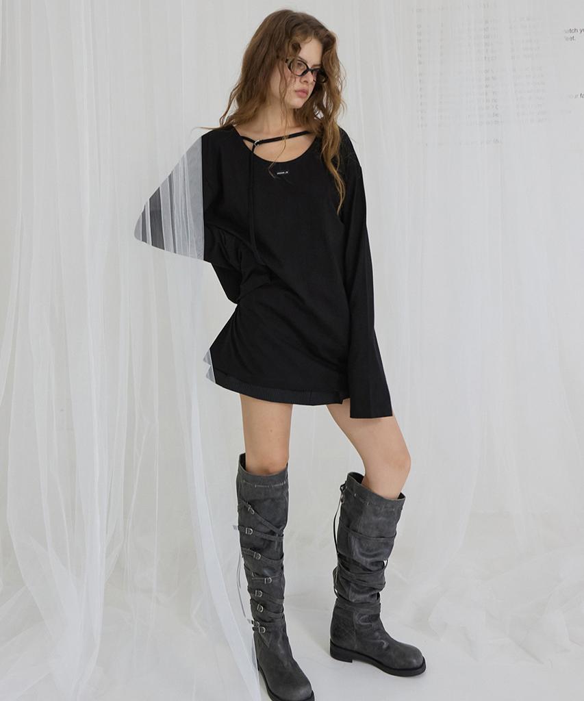 Lense Oversized Back Point Long Sleeve Tee Black