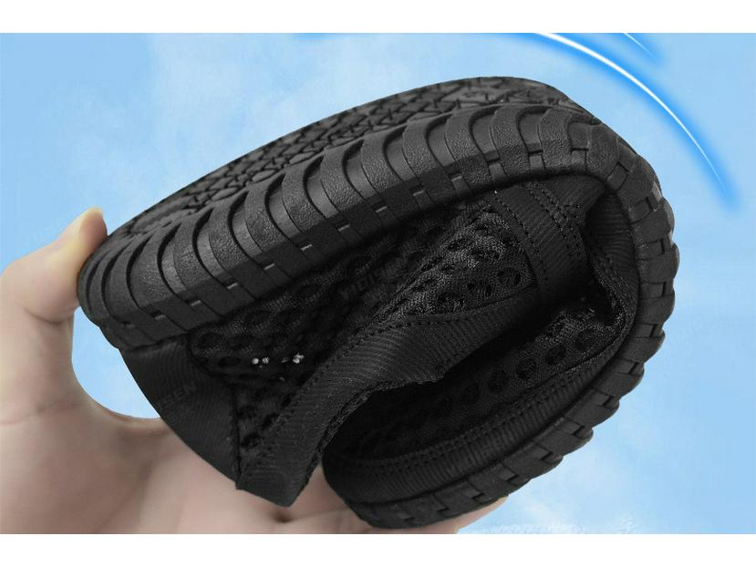 Men's Summer Mesh Breathable Shoes – Non-Slip Soft Sole Casual Sandals for Middle-Aged Dads