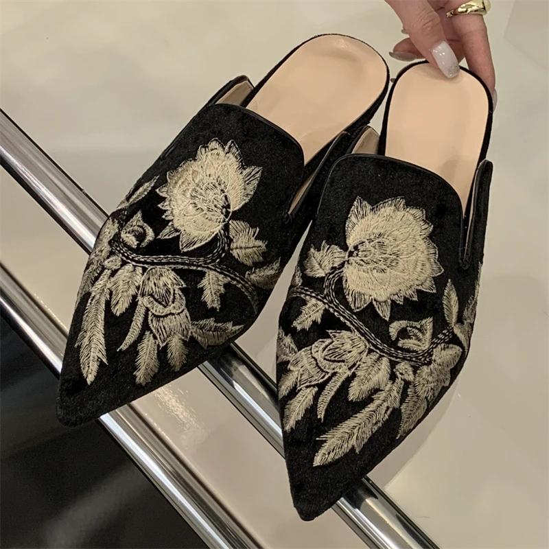 Fashion Eilyken Summer Design Embroidery Pointed Toe Mules Women Slippers Low Heels Party Shoes Fashion Zapatos De Mujer