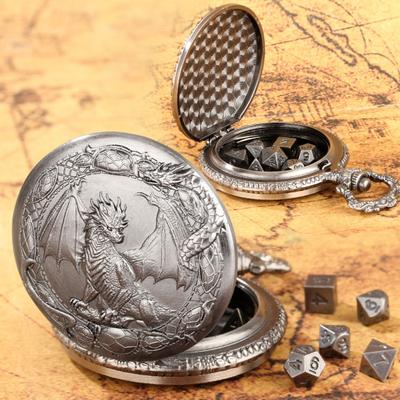 Metallwürfelset mit Drachen-Taschenuhr-Etui 7 Würfel Tragbar Vintage Mehrseitige Spielwürfel Familienabend Party Brettspiel Zubehör