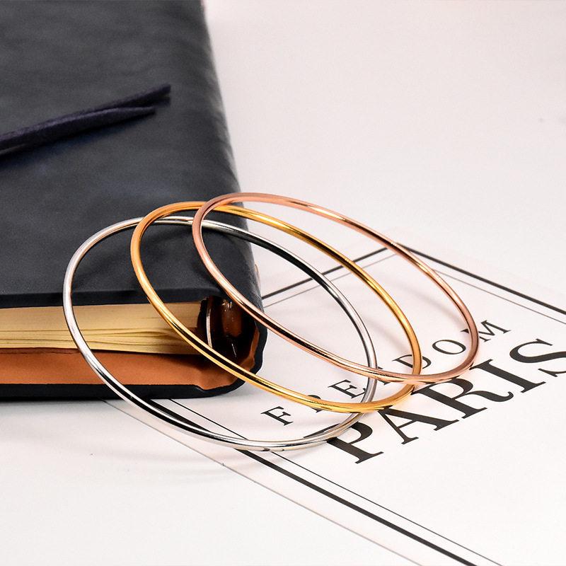 2mm Smooth Titanium Steel 18K Gold-Plated Bracelet for Women - Simple Round Design, Stainless Steel Jewelry