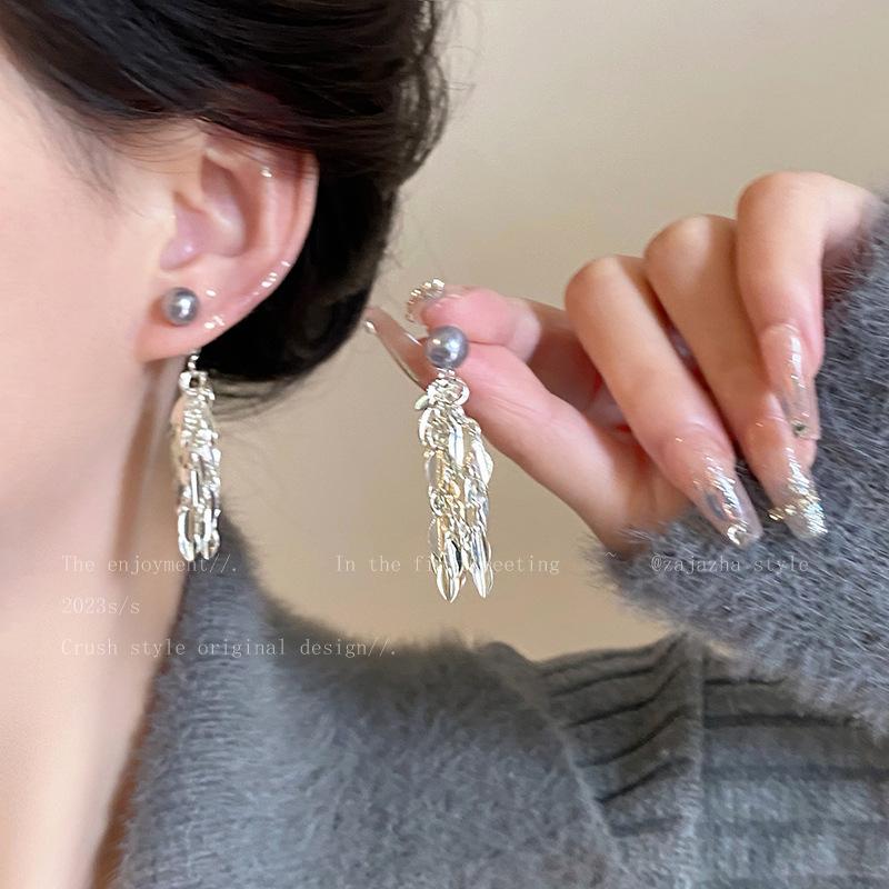 INS-style Minimalist Silver Needle, Versatile Plain Ear Hoop, Light Luxury Metal Round Hoop Earrings, High-end Ear Jewelry