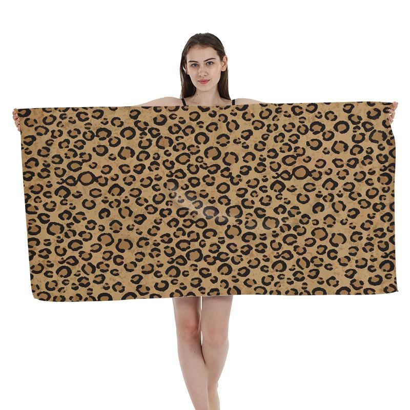 

Classic Leopard Print Beach Towel Polyester Quick Dry Sand Free Swim Bath Towel for Women Sexy Animal Pattern Summer Pool Travel W40*H60(CM)