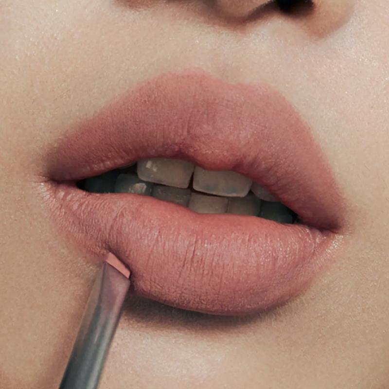 TWO SLASH FOUR Sculpt Lip Shaper 0.36g