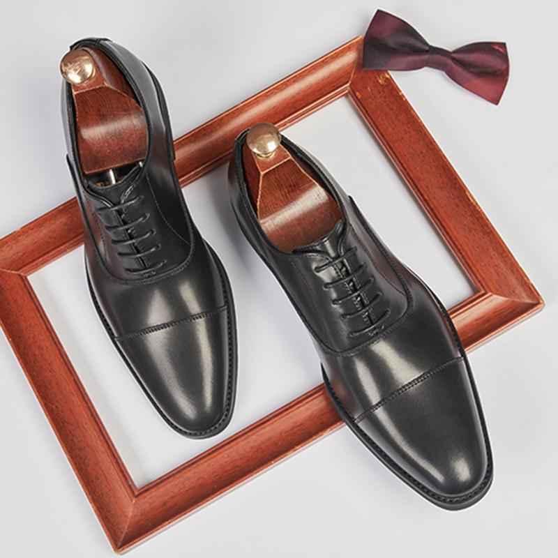 Gentleman New Men's Pointed Patchwork Lace Up Business Shoes Male Luxury Designer Homecoming Wedding Dress Footwear