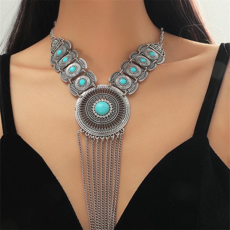 Retro Ethnic Style Alloy Collarbone Chain Hollow Flower Creative Necklace Bohemian Hanfu Ancient Clothing Neck Chain Necklace