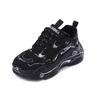 Parigi una serie di quattro stagioni nuove scarpe da ginnastica dad con suola spessa graffiti scarpe sportive casual moda per coppie marea 9953