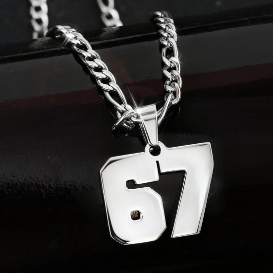 Nummer 67 Anhänger Halskette Edelstahl Herren Väter Brüder Basketball Halskette Hypoallergener Schmuck Geschenk