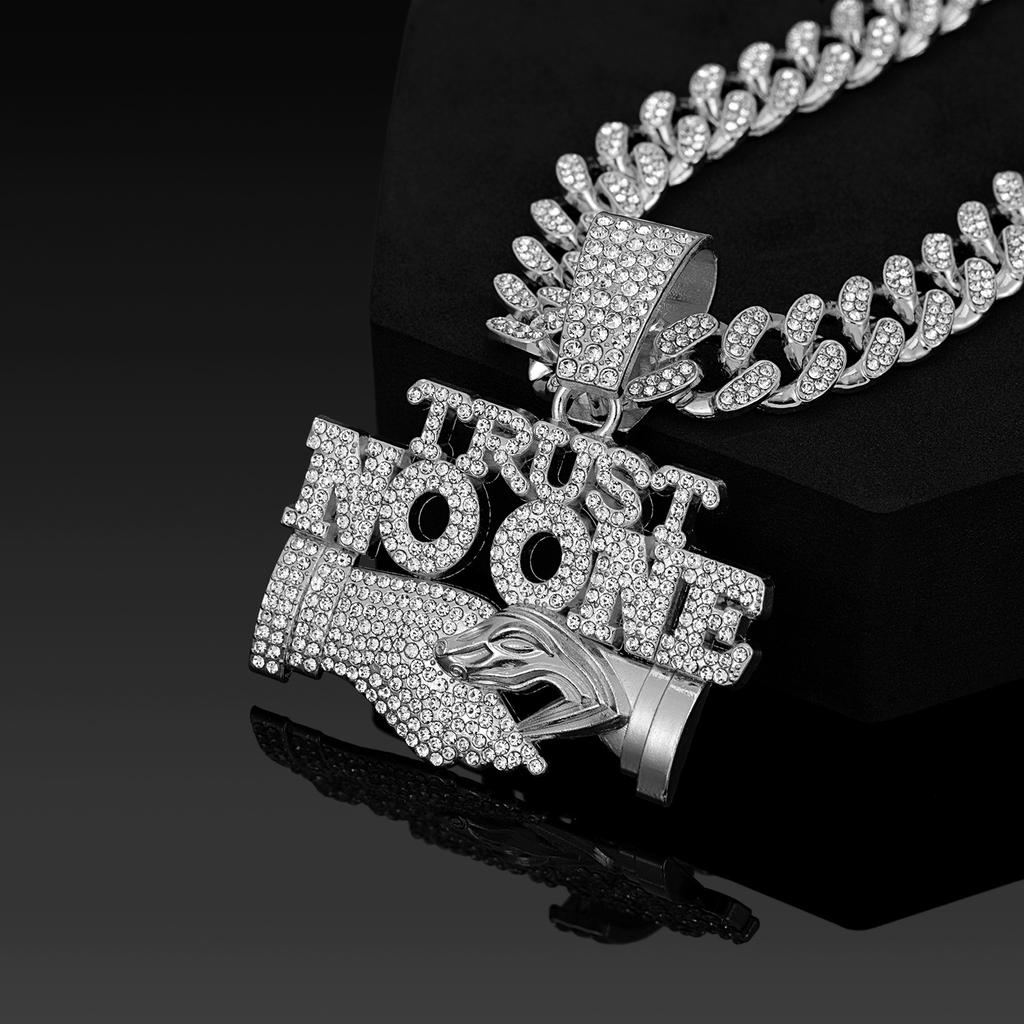 European and American alloy accessories are hot-selling TRUST NO ONE diamond-encrusted pendant, men's personality trendy hip-hop Cuban chain