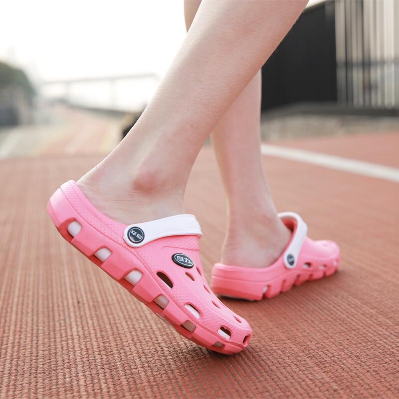 Warrior 049 Closed-Toe Clog Sandals