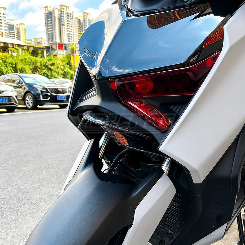 For 2025 XMAX300 XMAX 300 2023-2026 Motorcycle Front Lip Fixed Wing Aerodynamic Winglet Lower Cover Protection Guard Wing Kit