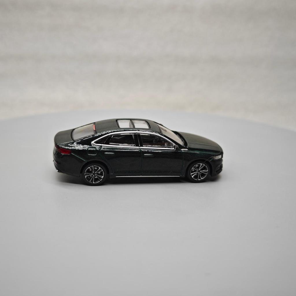 1:64 GEELY Preface T7-06 Alloy simulation mini car sedan model collection ornaments toys children's gifts