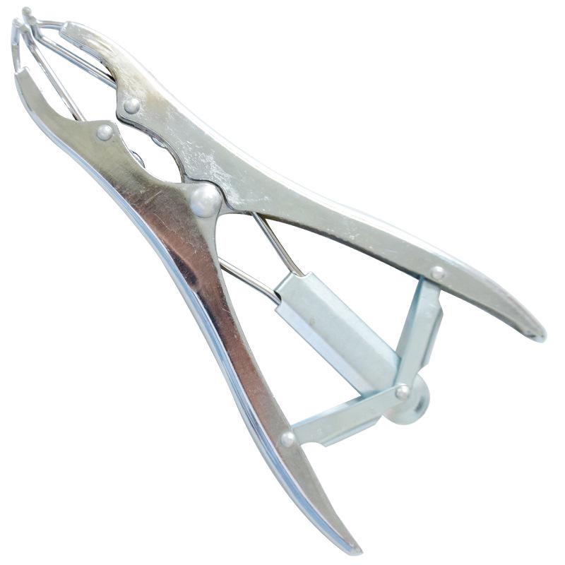Bloodless Castration & Tail Docking Pliers for Piglets and Sheep