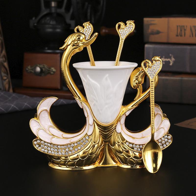 Ny Kreativ Svan Basmetall Fruktgaffel, Månkakgaffel, Dessertsked, Hushållsbordsyta Bordsservis Förvarings- och Placeringställ