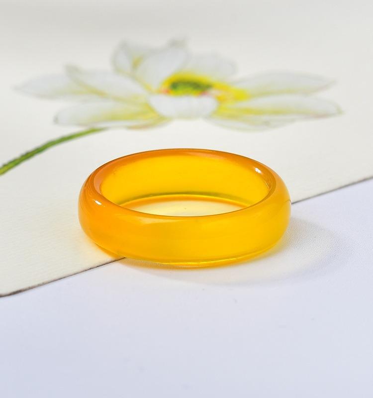 Ice-Type White Brazilian Agate Jade Ring Band