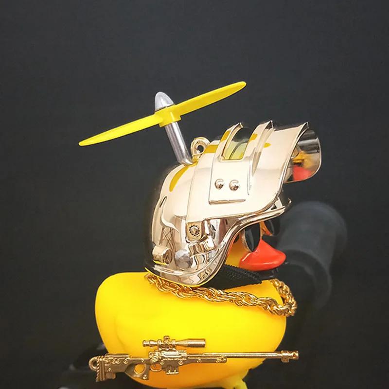 Gumowa Żółta Kaczka Zabawka Samochodowa Dekoracje na Deskę Rozdzielczą Ozdoby Samochodowe Rowerowe Żółta Kaczka z Kaskiem Śmigłowym Akcesoria do Wnętrza Samochodu