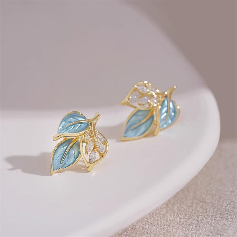 Simple Oil Dripping Rhinestones Leaf Stud Earrings For Women Fashion Personalized Daily Accessory Party Jewelry Birthday Gifts