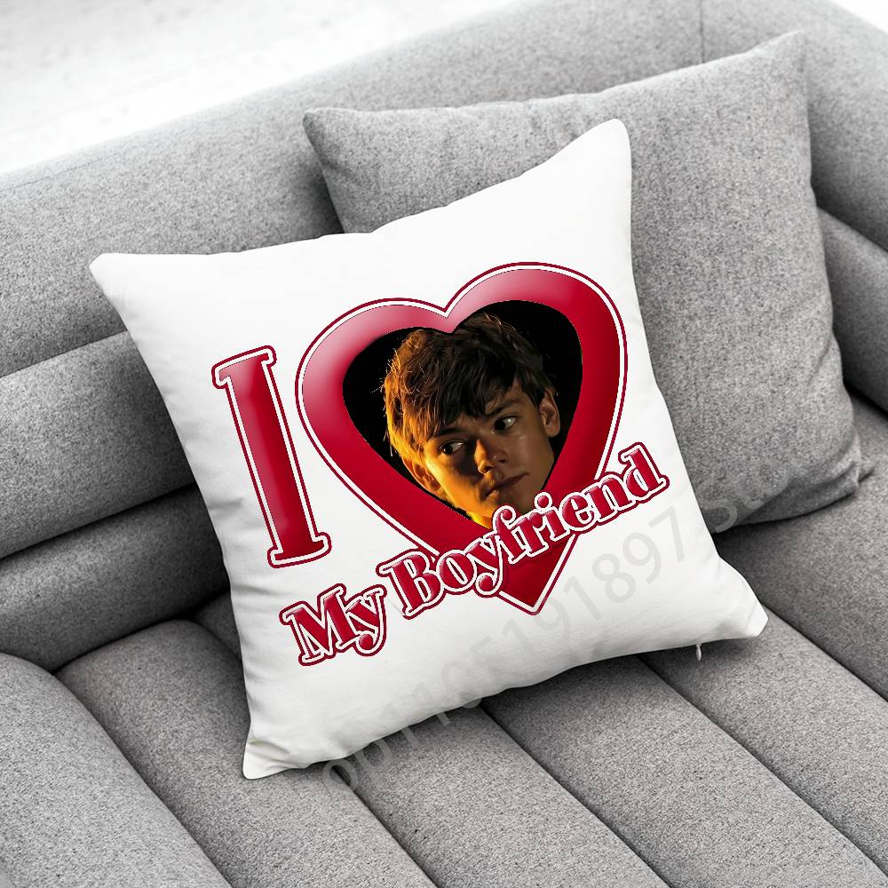 Actor T-Thomas Brodie Sangster Throw Pillow Case For 45*45cm 40cm 55cm 50cm 30cm Square Car Pillowcase Shell