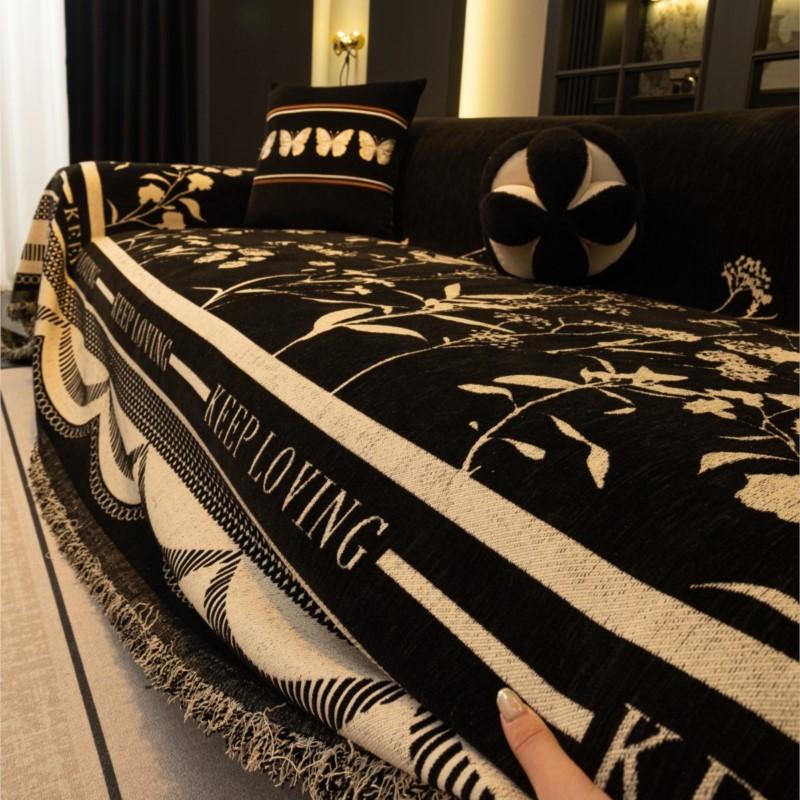 All-Season Universal Couch Camping Blanket Sofa Mat Chenille Ethnic Style Sofa Cover Full Coverage Non-Slip Couch Protector
