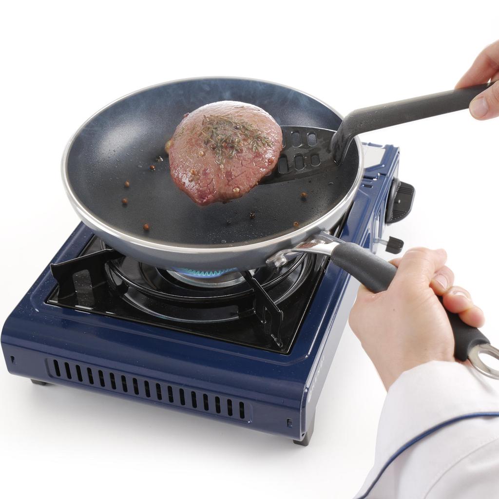 Aluminum Frying Pan With Non-Stick Teflon Platinum Professional Coating, - Hendi 621134