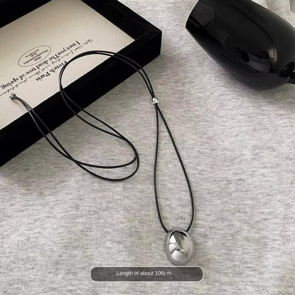 Drawable Black Rope Women Necklace Adjustable Pendant Necklaces New Sweater Chain  Women