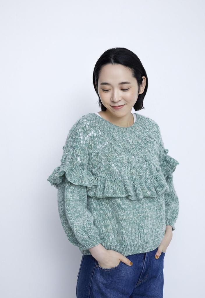 No-seam top-down knit (Lady Boutique Series no. 8547)