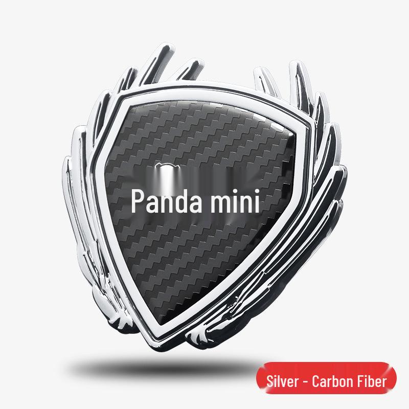 

Значки та наклейки для автомобіля Geely Panda Mini Gokart: Металеві значки, Наклейки на бічні вікна, Наклейки на задні двері.