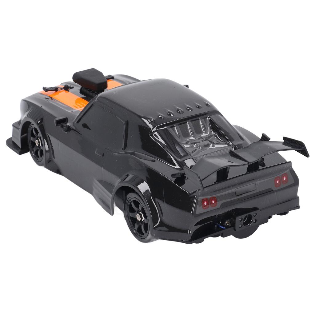 16A04 116 RC Drift Car 4 Wheel Drive LED Light 18kmh High Speed Anti Interference 2.4Ghz RC Car
