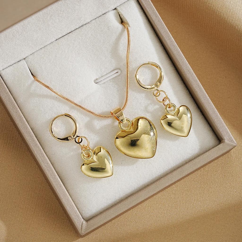 New Fashions Originality Unique Design Sense Love Heart Earrings Pendant Necklace Two-Piece Sets Trend Jewerly Set Daily Wear