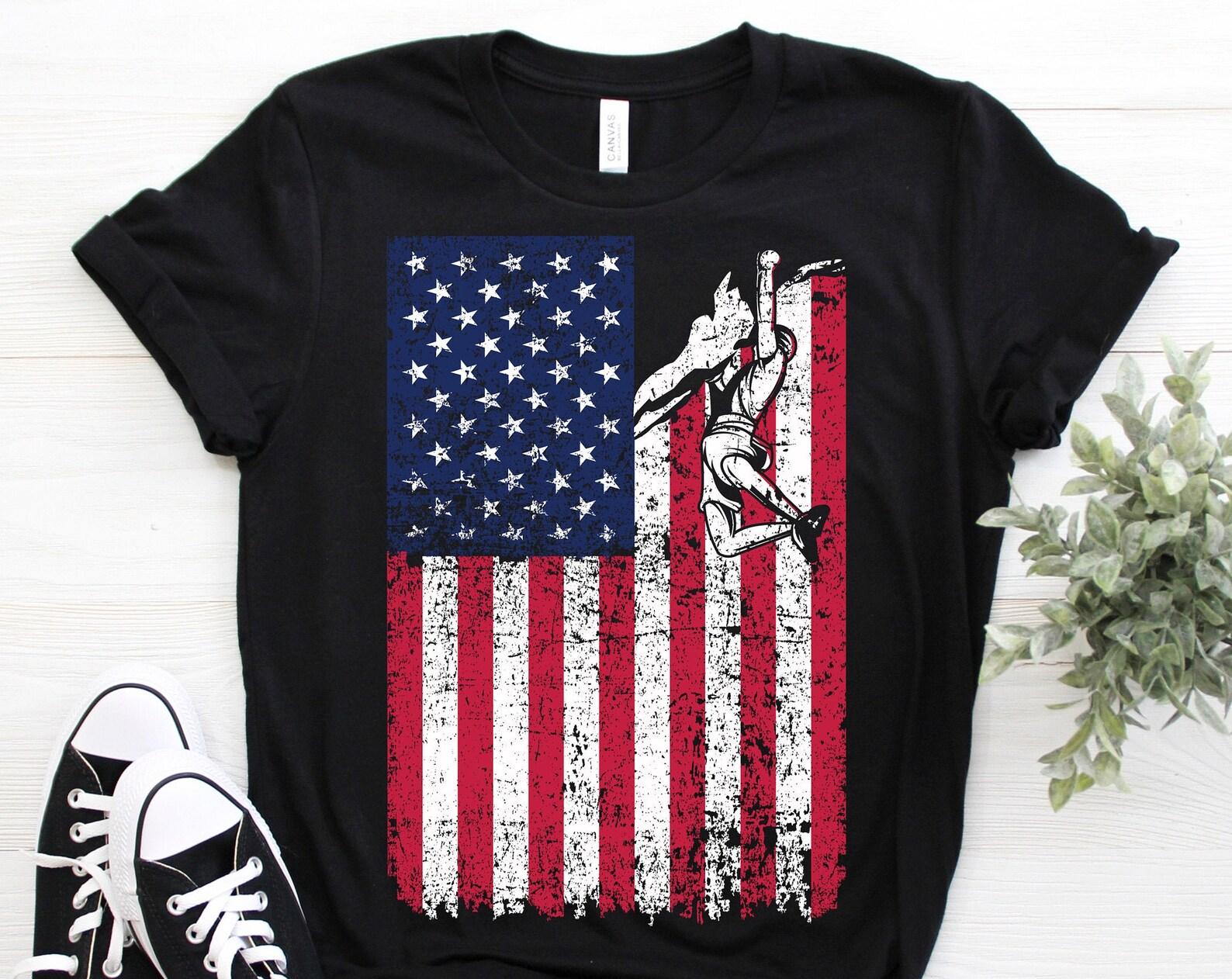 Climbing American Flag USA US Patriotic T-Shirt, Gift Climber Bolder Boulder, Mountain Climb Bouldering Rock Walls Indoors Outdoors Present, 100
